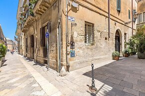 3036 Salotto Barocco by Barbarhouse