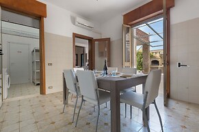 2293 Villetta Mare Bello by Barbarhouse