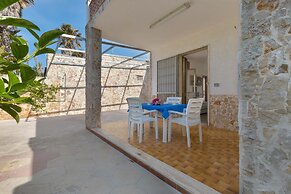 2293 Villetta Mare Bello by Barbarhouse