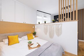 Warszauera Apartments Cracow by Renters