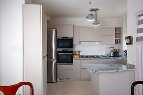 3-bedroom Apartment in Tema - Chez Akwasi