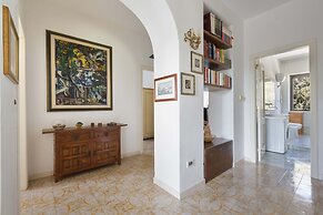 2947 Aia del Convento by Barbarhouse