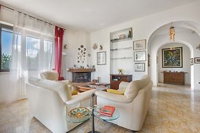 2947 Aia del Convento by Barbarhouse