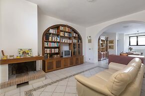 2947 Aia del Convento by Barbarhouse