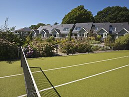 4 Court Terrace, Hillfield Village