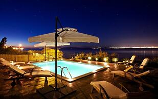 Apartments Villa Grlica