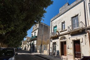 2018 Mimì Maison by Barbarhouse