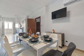 2983 Floating Apartment by Barbarhouse