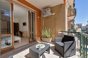 2983 Floating Apartment by Barbarhouse