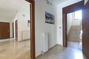 2983 Floating Apartment by Barbarhouse