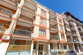 2983 Floating Apartment by Barbarhouse