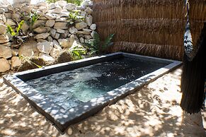 BH HOTEL & CENOTE TULUM - Adults Only