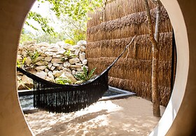BH HOTEL & CENOTE TULUM - Adults Only