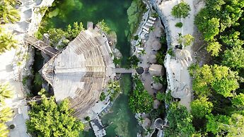 BH HOTEL & CENOTE TULUM - Adults Only