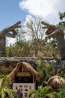 BH HOTEL & CENOTE TULUM - Adults Only