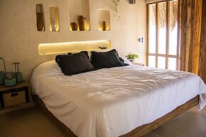 BH HOTEL & CENOTE TULUM - Adults Only