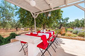 TD Lamia Porta Rossa Countryside w Olive Trees