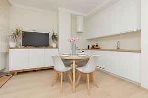 Warsaw Apartment Home Office by Renters