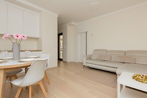 Warsaw Apartment Home Office by Renters