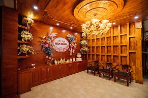 Nam Hong Hotel