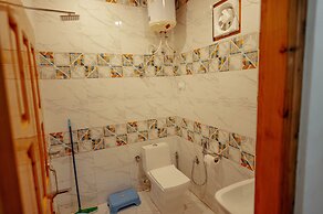 Back Wood Stays cheog