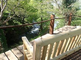 Beautiful 15th Century Watermill - Lovely Location