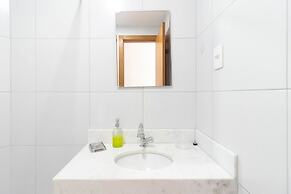 BR06 Quarto e Sala - 550m Praia da Barra