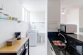 BR06 Quarto e Sala - 550m Praia da Barra