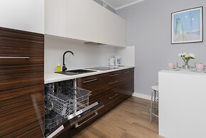 Apartment Seaside Krasickiego by Renters