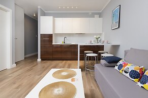 Apartment Seaside Krasickiego by Renters