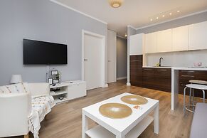 Apartment Seaside Krasickiego by Renters