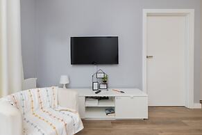 Apartment Seaside Krasickiego by Renters