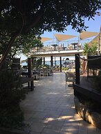 Guesthouse Punta Mira - Beachfront