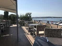 Guesthouse Punta Mira - Beachfront