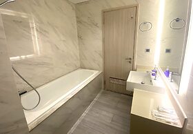 Midtown The Peak By Dhome