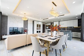 Midtown The Peak By Dhome