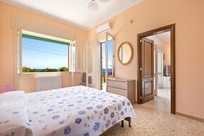 2492 Attico Stella D`oriente by Barbarhouse