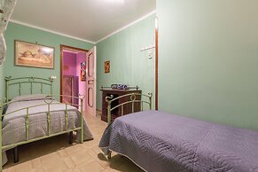 2328 Casa Vico Manzoni by Barbarhouse