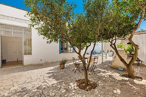 3100 Dimora Blu by Barbarhouse