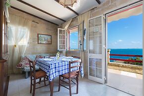 2757 Il Balconcino sul Mare by Barbarhouse