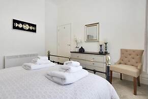 Stylish Large 1-bed Apartment in Tunbridge Wells