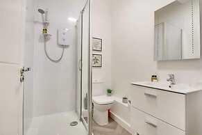 Stylish Large 1-bed Apartment in Tunbridge Wells