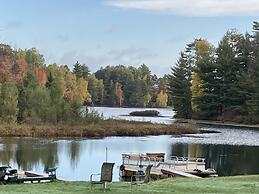 Musky Joes Twin Pines Resort