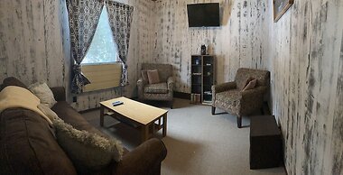 Musky Joes Twin Pines Resort