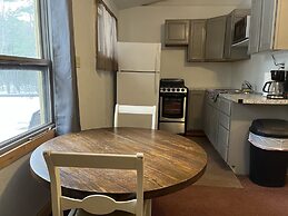 Musky Joes Twin Pines Resort