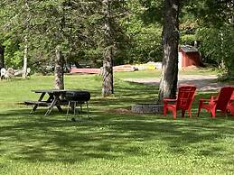 Musky Joes Twin Pines Resort