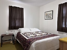 Musky Joes Twin Pines Resort