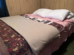 Musky Joes Twin Pines Resort