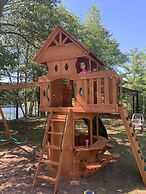 Musky Joes Twin Pines Resort