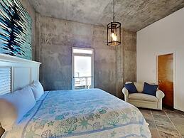 An Oceanfront Experience